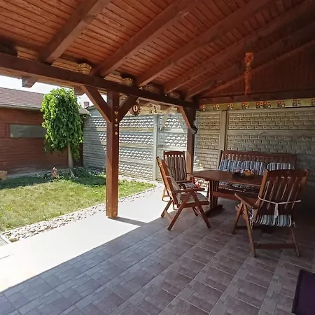 Pavlik Tatil Evi *